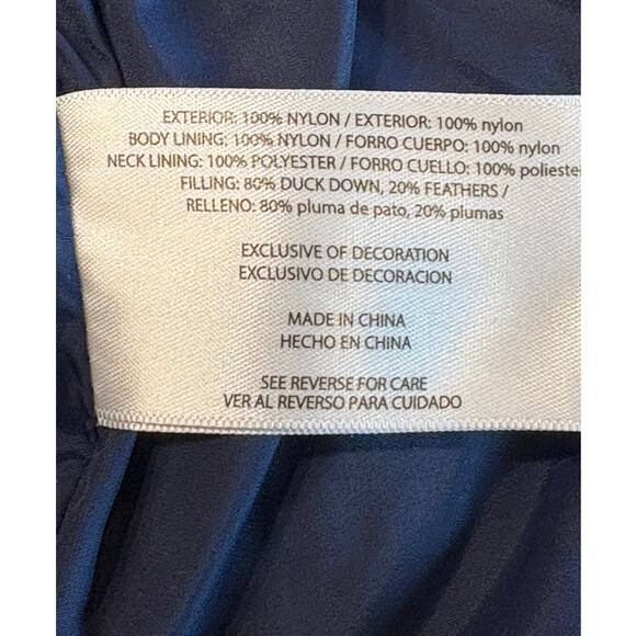 Orvis Men's Down Puffer Vest Burgundy/Navy Size XL-Like New - Picture 9 of 10